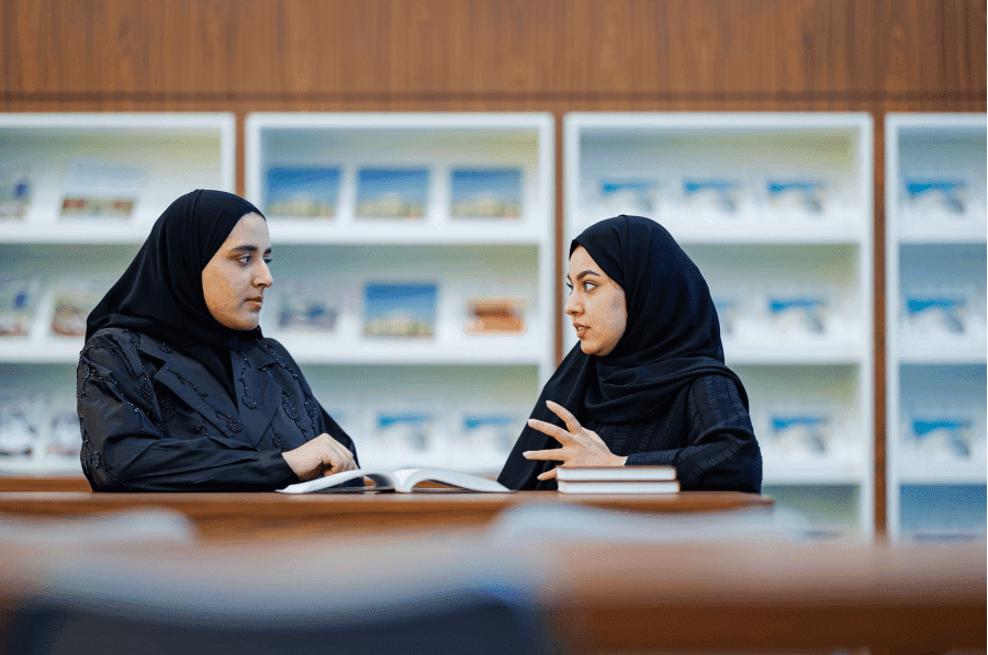 جامعة محمد بن زايد للعلوم الإنسانية تفتح باب القبول بفرعها في الظفرة