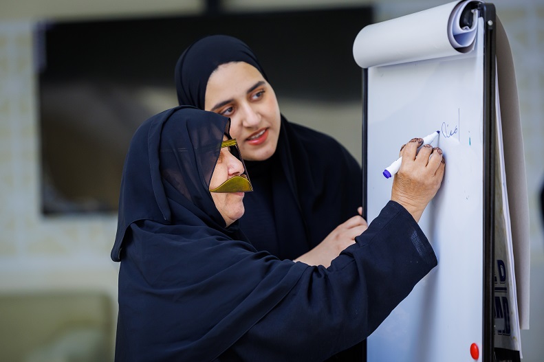 مبادرة العلم نور